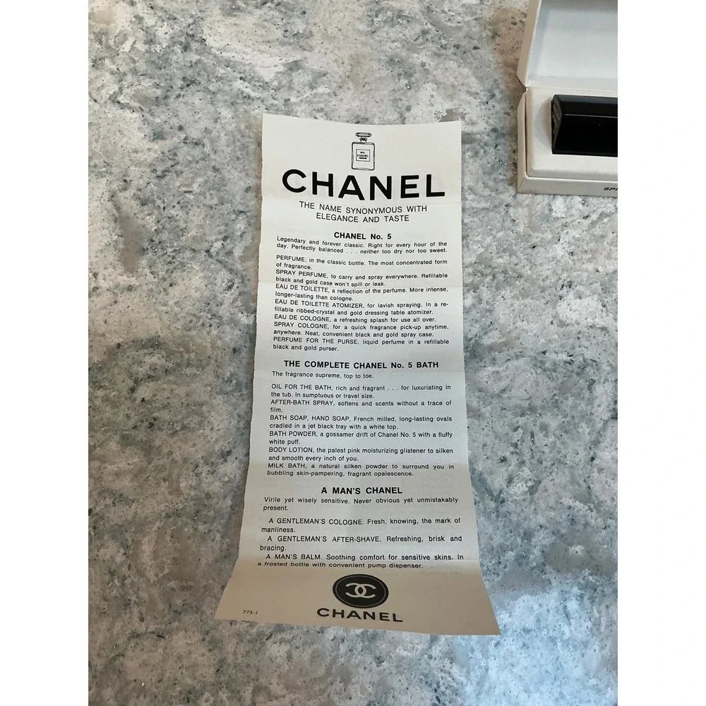 Chanel Spray Perfume No 5 Vintage Black Gold Refillable Atomizer Case with Box